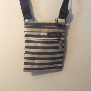 Dakine Crossbody purse